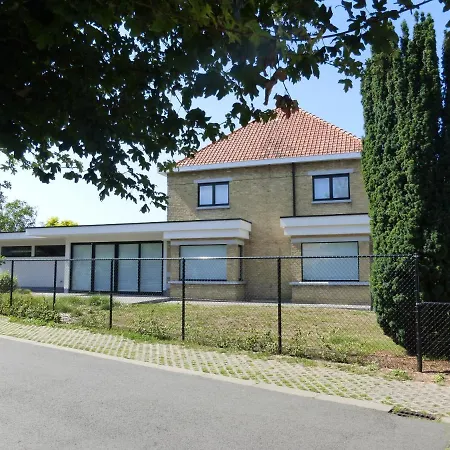Henri Holiday home *